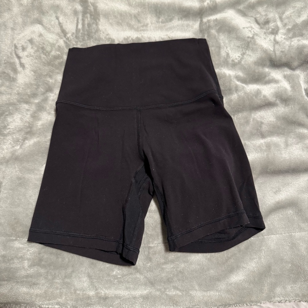 lulu lemon align 6”